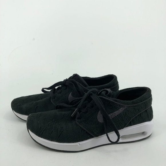 Nike Black Stefan Jonoski Air Athletic Shoes | Perfect for Any Occasion - Picture 5 of 6
